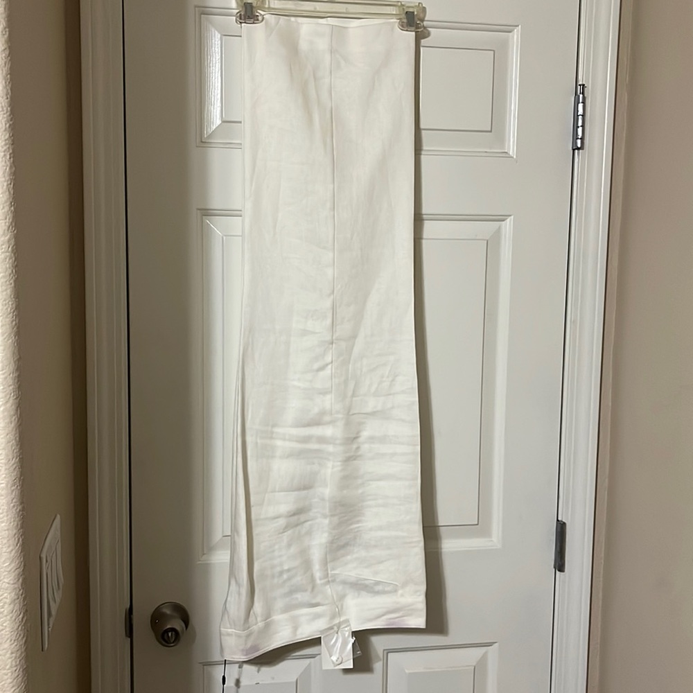 White Robert Kitchen Capris size 12 brand new with tags